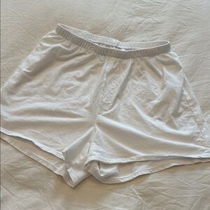 The perfect white sleep shorts